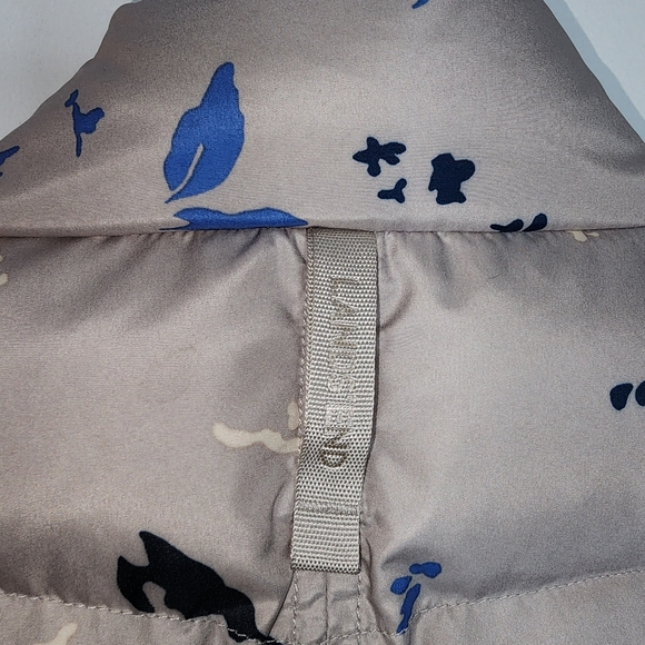Lands End puffer vest taupe blue floral women's medium - Picture 11 of 14